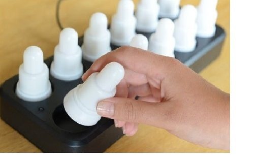 KIT DI 12 LED CON ADATTATORE+CARC.+TELEC  COD 206435 DUNI